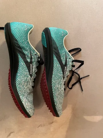 Used Brooks Running Shoes bike — image 6 of 7