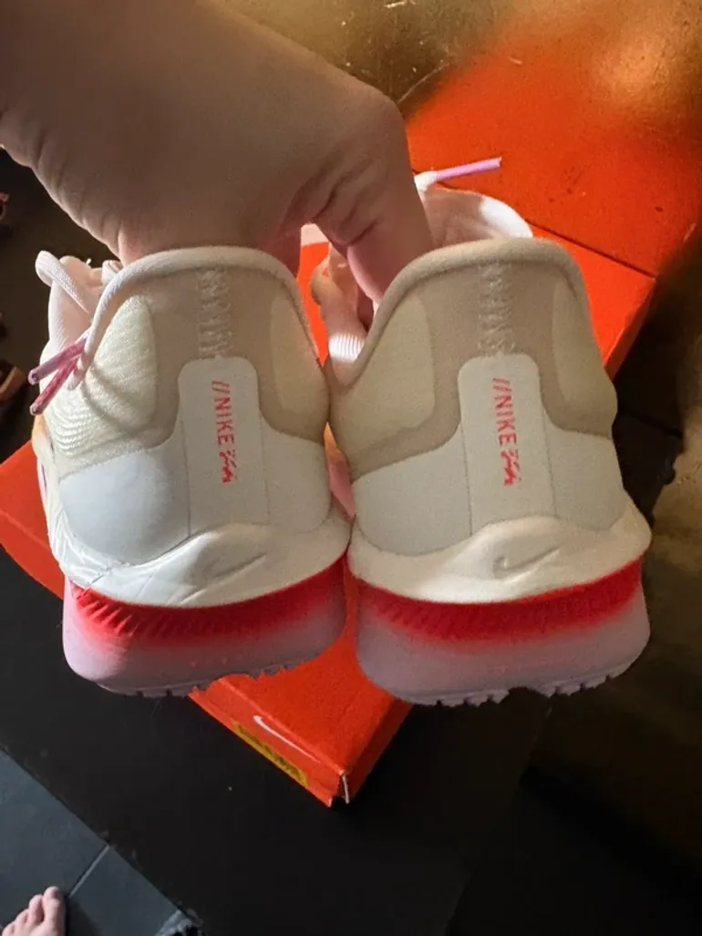 Nike Zoom Fly 6 bike usato — immagine 3 di 5