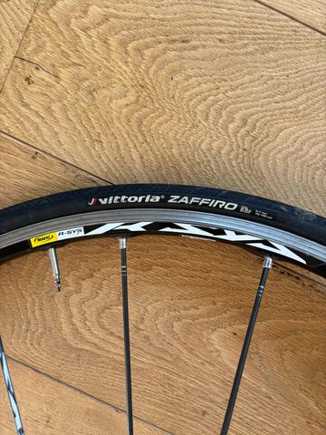 Used Mavic Front Wheel bike — image 3 of 5