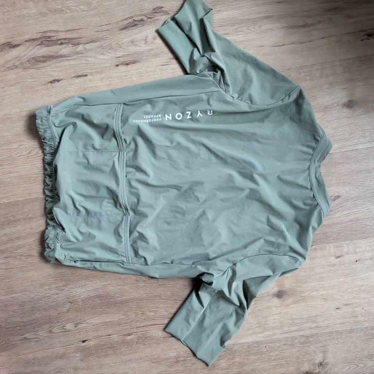 Used Ryzon Vela Jersey 2024 bike — image 4 of 5