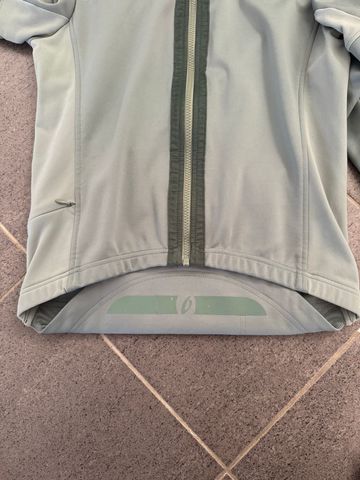 Used Isadore Winter Jacket bike — image 5 of 8