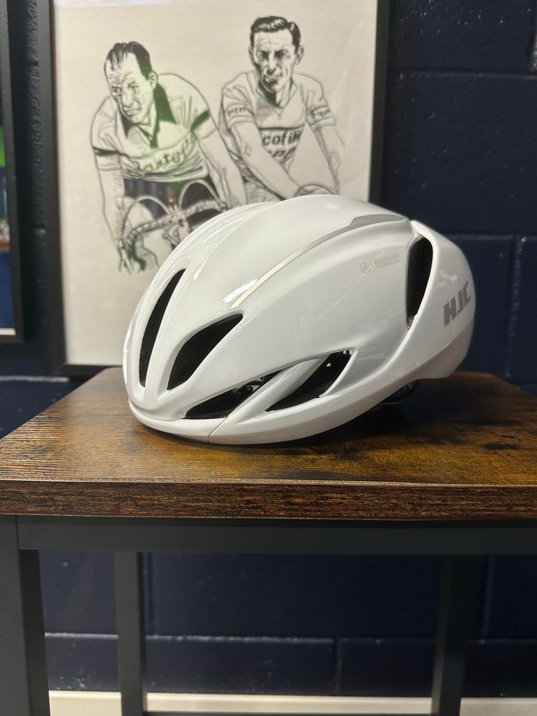 Brugt Hjc Furion 3.0 Helmet 2026 bike — billede 5 af 14