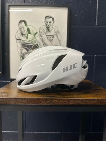 Brugt Hjc Furion 3.0 Helmet 2026 bike — billede 3 af 14