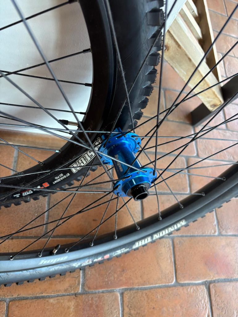 Brugt Hope Mullet Wheelset 29 / 27.5 2023 bike — billede 5 af 5