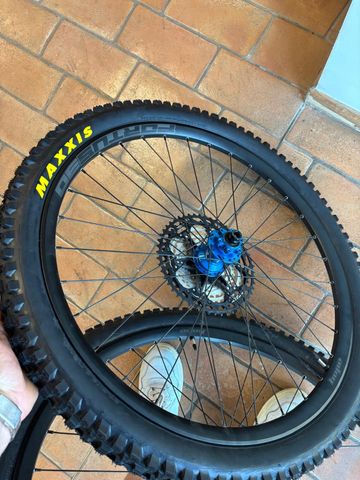 Brugt Hope Mullet Wheelset 29 / 27.5 2023 bike — billede 3 af 5