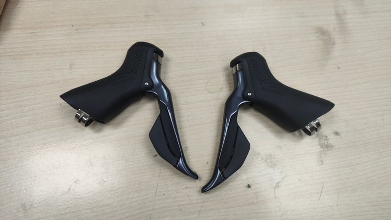 Shimano Ultegra Di2 R8150 2026 Groupset de segunda mano
