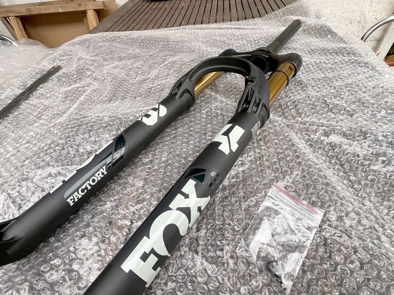 Used Fox 34 Factory GRIP 2 130 mm 2026 Fork