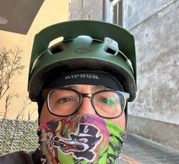 Used Bell Helmet 2022 bike — image 2 of 4