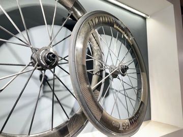 Używany Lightweight Fernweg EVO Wheelset 2020 bike — zdjęcie 9 z 11