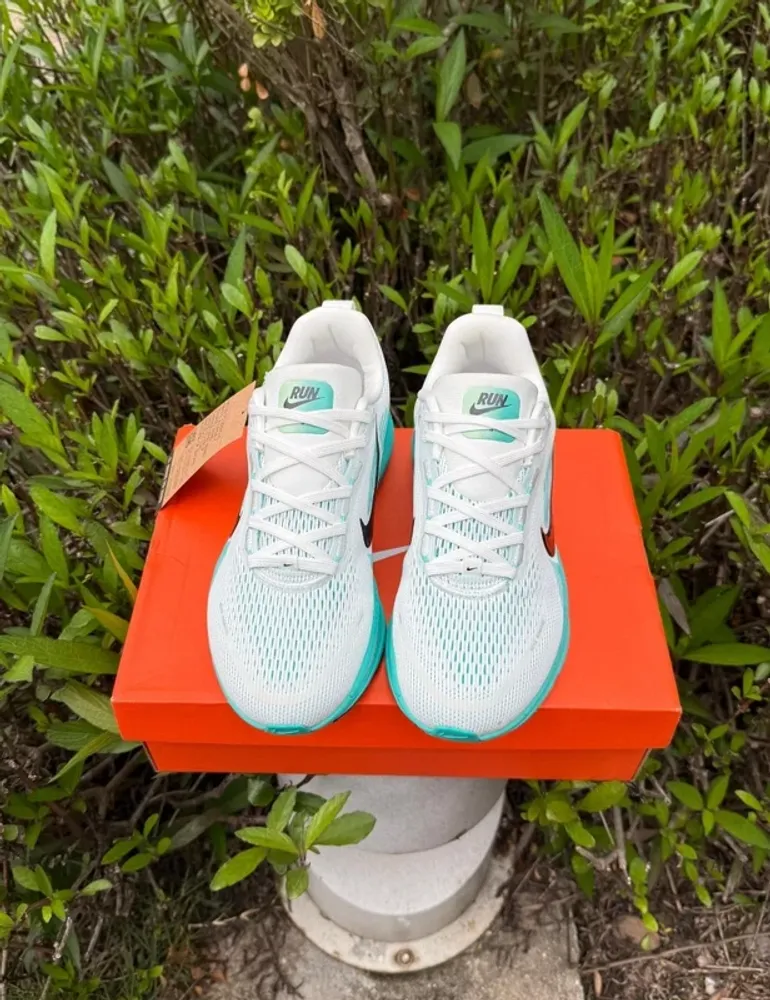 Nike Vomero 18 bike d'occasion — image 2 sur 8