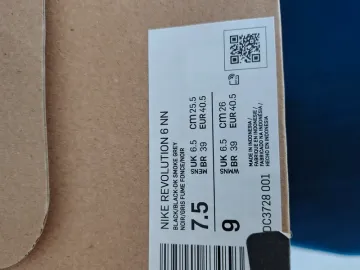 Tweedehands Nike Révolution 6 bike — afbeelding 3 van 8