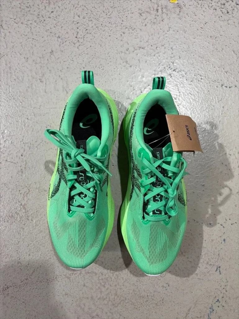 Tweedehands Asics Novablast 5 bike — afbeelding 6 van 8