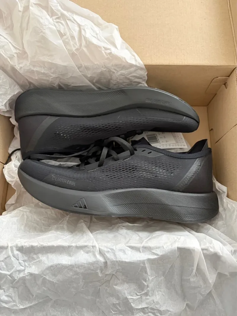 Used Lightweight Treadflow Running Shoes