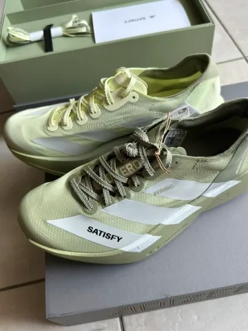 Used Adidas Adizero Adios Pro 4 bike — image 6 of 15