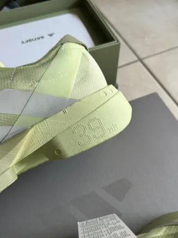 Used Adidas Adizero Adios Pro 4 bike — image 10 of 15