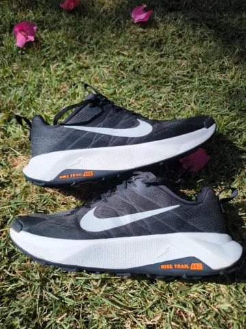 Nike Wildhorse 10 bike d'occasion — image 1 sur 4