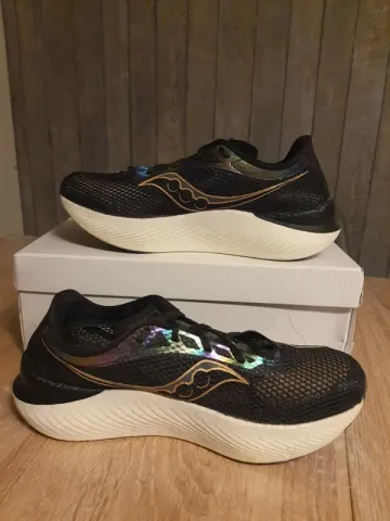 Used Saucony Endorphin Pro 3 bike — image 3 of 15