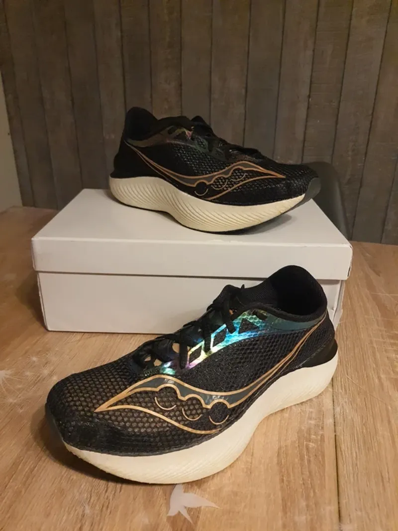 Used Saucony Endorphin Pro 3 Running Shoes