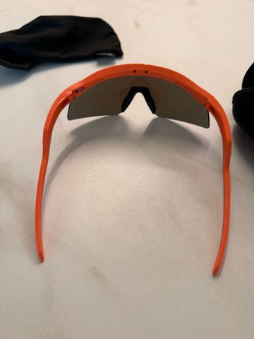 Oakley Hydra 2025 bike d'occasion — image 3 sur 7