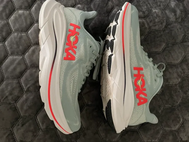 Tweedehands Hoka Running Shoes bike — afbeelding 4 van 5