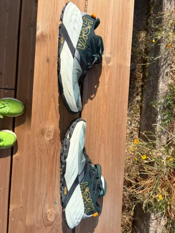 Used Hoka Speedgoat 7 bike — image 4 of 5