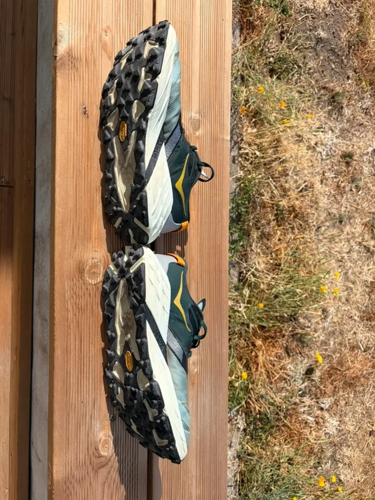 Used Hoka Speedgoat 7 bike — image 2 of 5