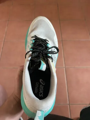 Used Asics FF blast bike — image 4 of 4