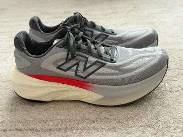 New Balance Fresh Foam X MORE V6 bike d'occasion — image 1 sur 3