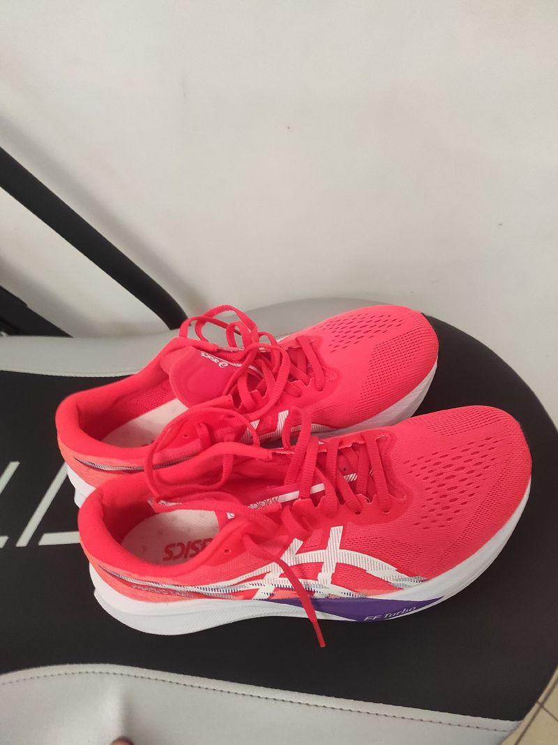 Gebrauchtes Asics magic Speed 4 2025 Running Shoes