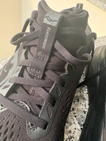 Used Saucony Guide 18 bike — image 4 of 8