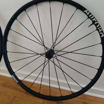 Käytetty Mavic Allroad SL 25 Hookless 2026 bike — kuva 2 / 5