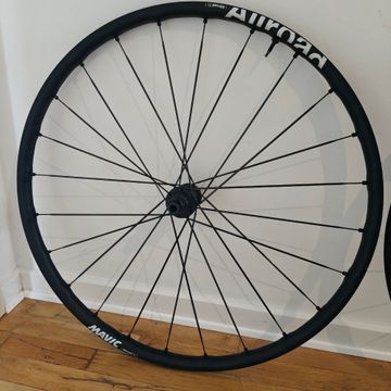 Käytetty Mavic Allroad SL 25 Hookless 2026 bike — kuva 3 / 5