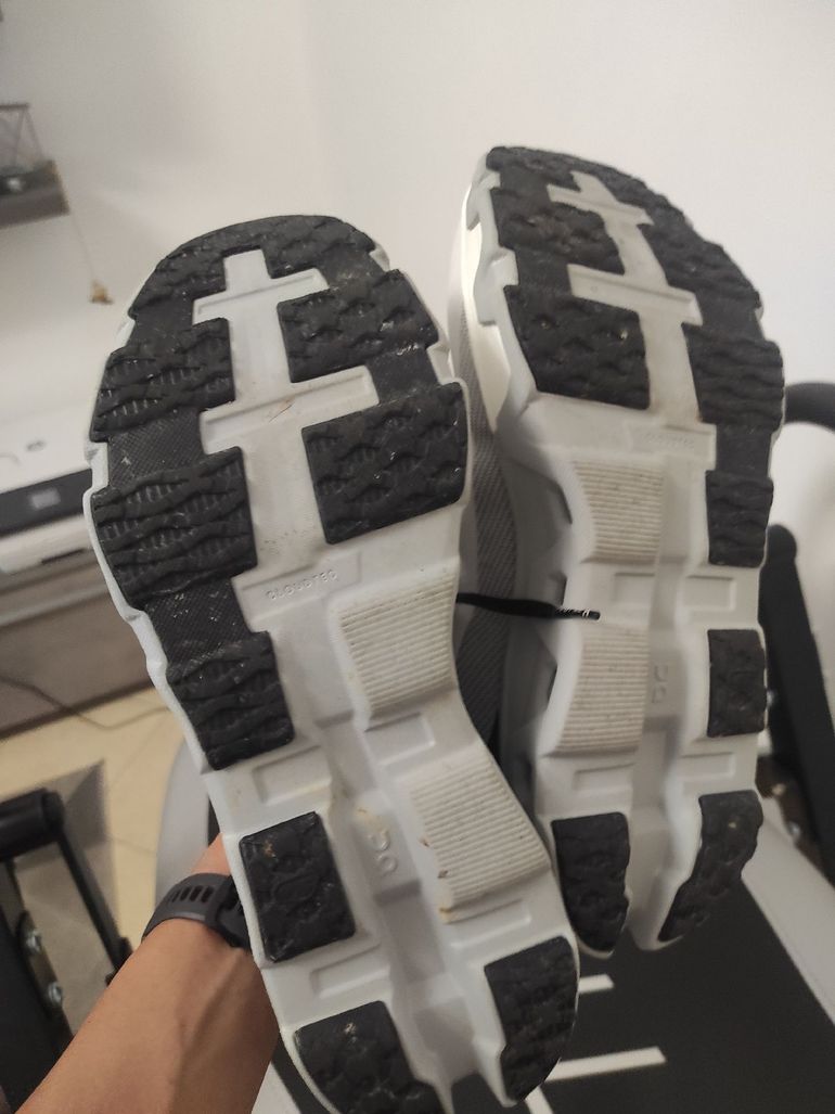 Used On Running Cloudmonster Hyper 2025 bike — image 2 of 4