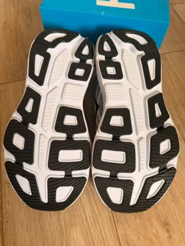 Used Hoka Bondi 9 bike — image 4 of 5