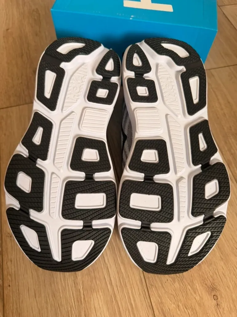 Used Hoka Bondi 9 bike — image 4 of 5