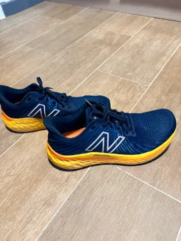 Used New Balance Running Shoes bike — image 3 of 6
