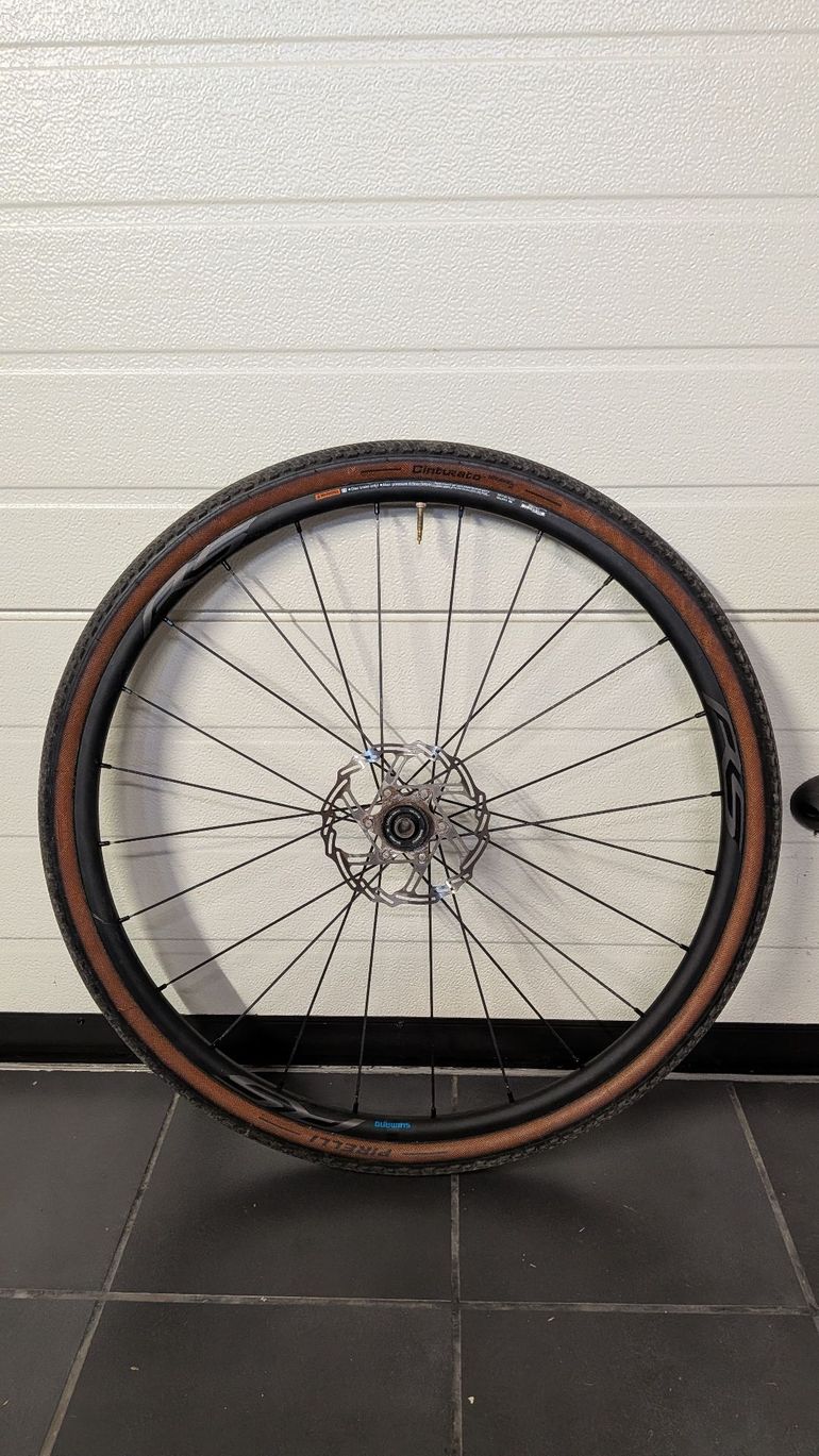 Used Shimano Wheels 2020 bike — image 3 of 5