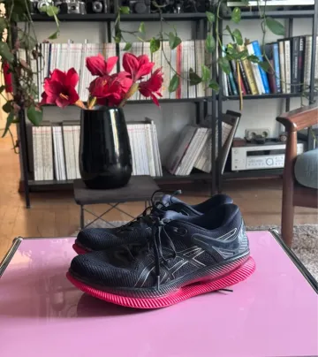 Asics Metaride bike d'occasion — image 1 sur 4