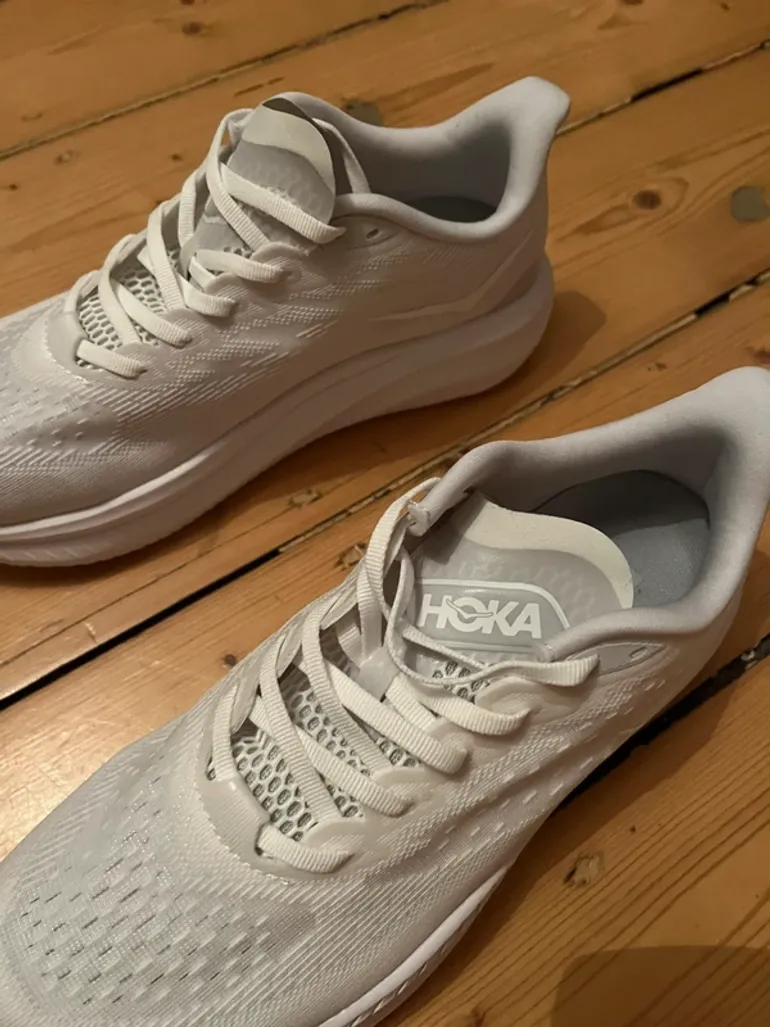 Used Hoka Laufschuhe bike — image 2 of 5