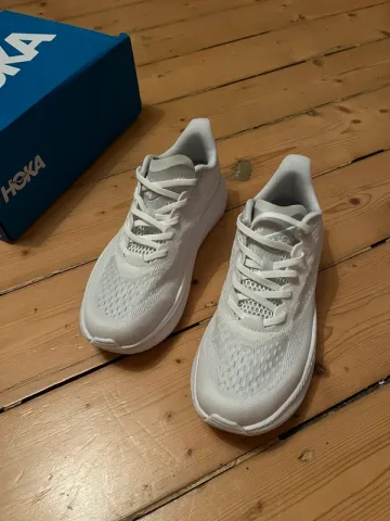 Used Hoka Laufschuhe bike — image 1 of 5