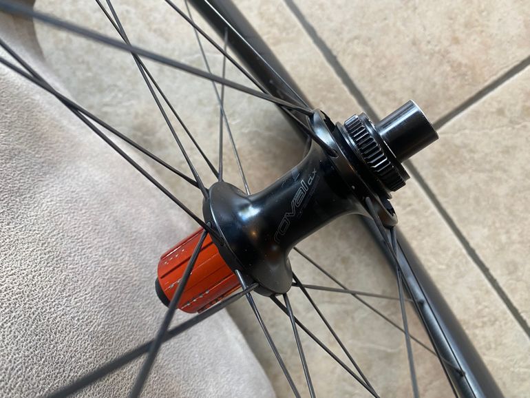 Brugt Roval CLX 64 Carbon Wheelset bike — billede 3 af 13