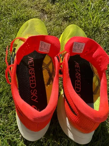 Used Asics Metaspeed Sky Paris bike — image 3 of 5