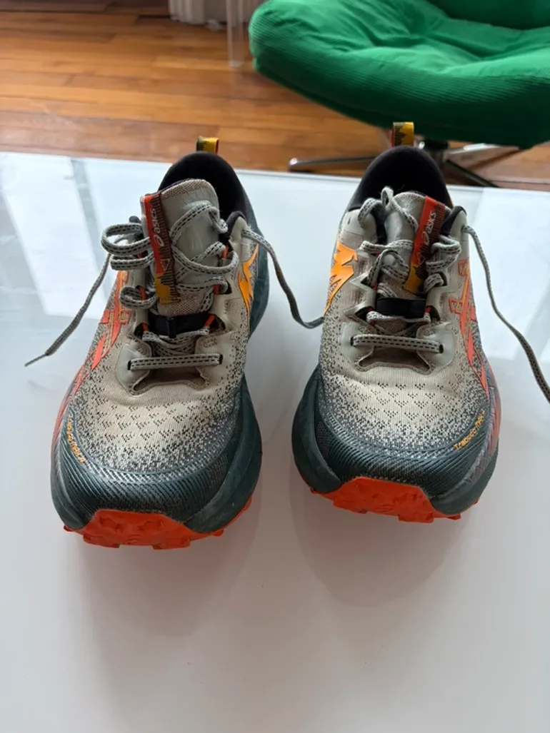 Used Asics Trabuco Max 4 bike — image 2 of 7
