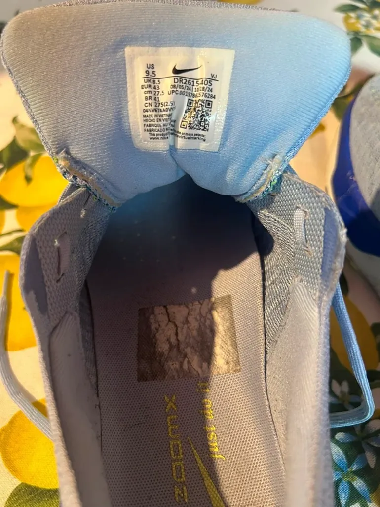 Nike Invincible 3 bike d'occasion — image 6 sur 7