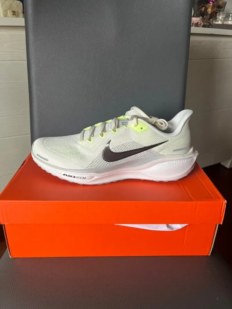 Pegasus 41 Running Shoes d'occasion