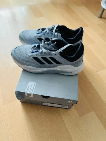 Used Adidas Herren Schuhe bike — image 1 of 3
