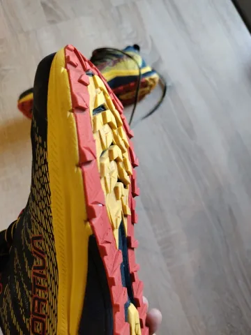 Tweedehands La Sportiva Jackal II bike — afbeelding 9 van 15