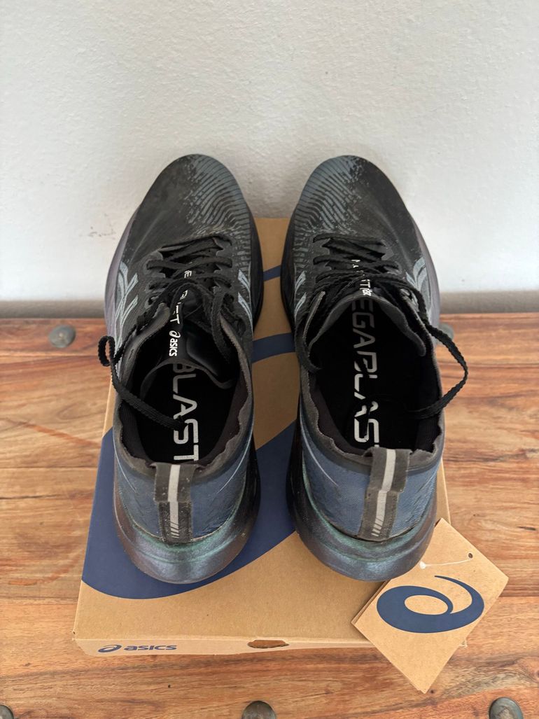 Brugt Asics Megablast 2026 bike — billede 4 af 10