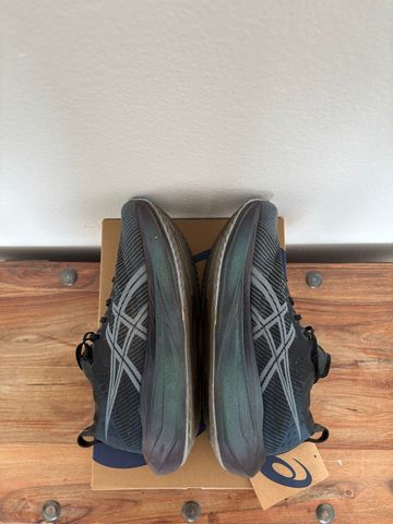 Brugt Asics Megablast 2026 bike — billede 8 af 10