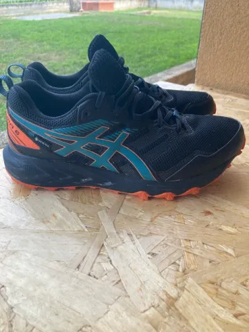 Used Asics Gel Sonoma 5 bike — image 4 of 9